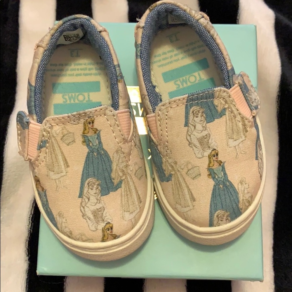 Toms Disney Luca Sleeping Beauty Infants Size 3